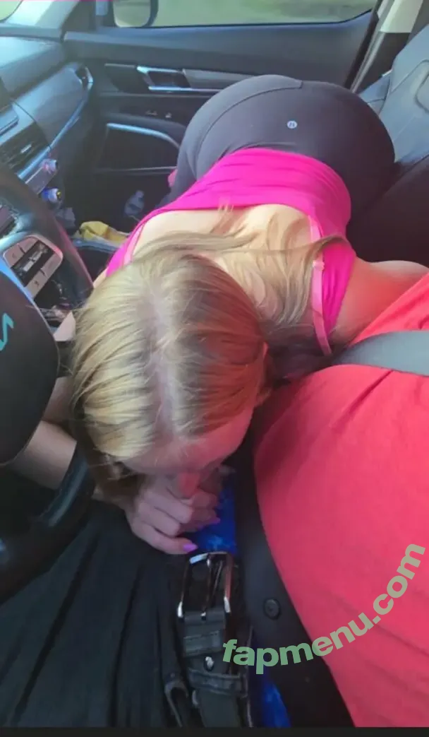 jennafeuerxoxo nude photo #0021 (jknoxthefox)