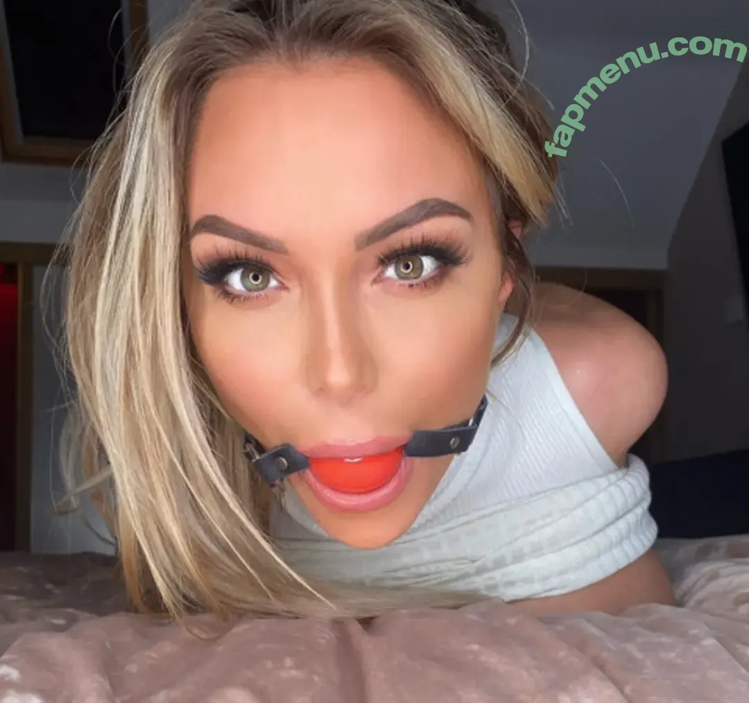 Jennahoskinsofficial nude photo #0001 (Jennahoskinsofficial)