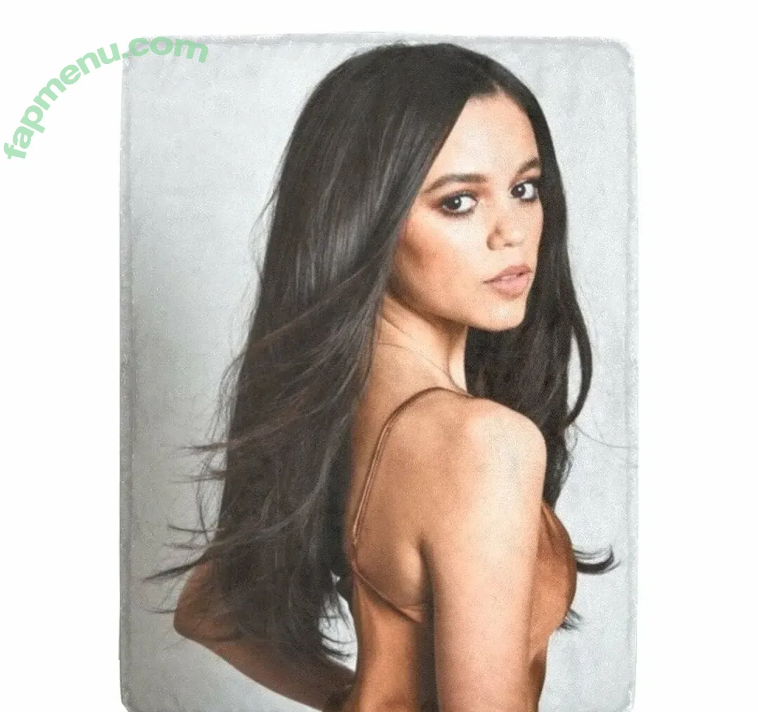 Jennaortega nude photo #0013 (Jennaortega)