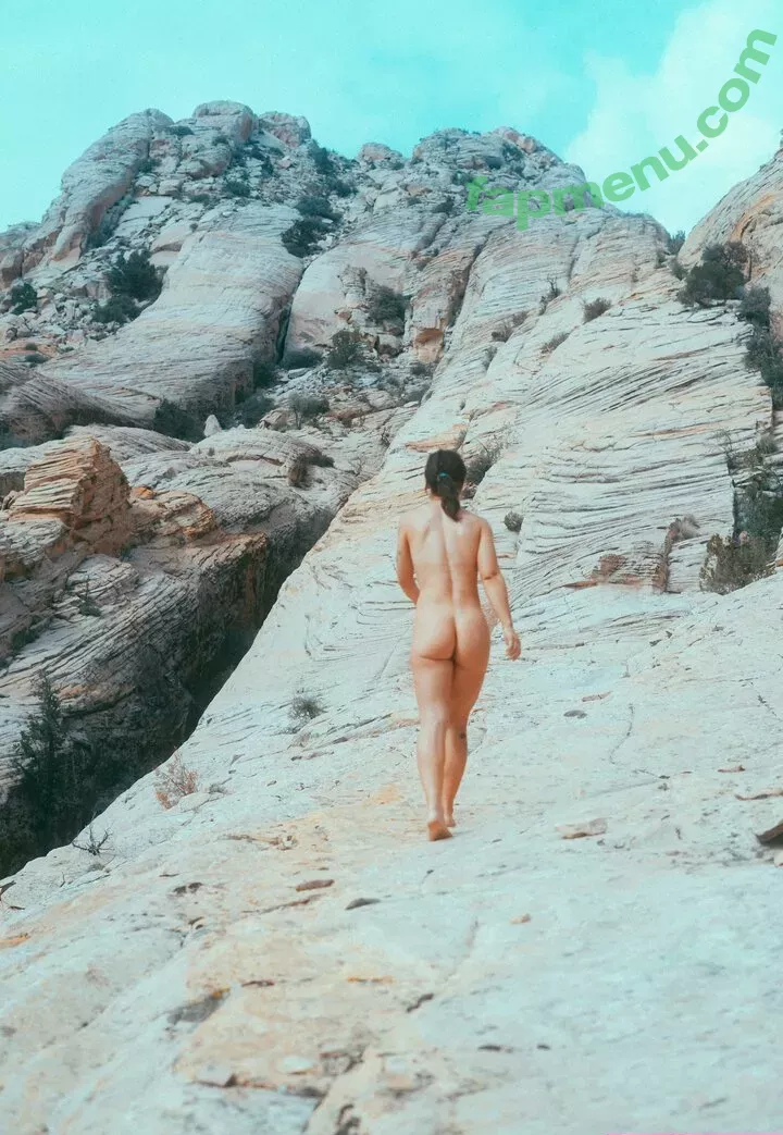 Jenners nude photo #0005 (lil_jenners / liljenners)