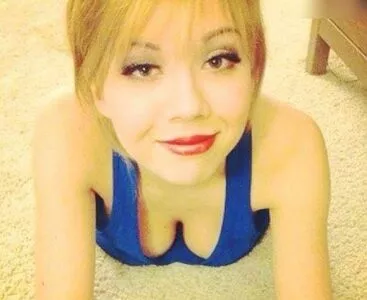 Jennette McCurdy / jennettemccurdy nude photo #0231