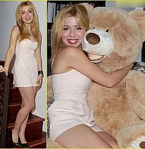 Jennette McCurdy / jennettemccurdy nude photo #0327