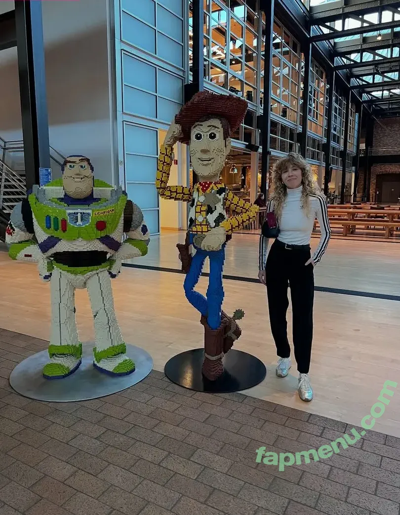 Jennette McCurdy nude photo #0525 (jennettemccurdy)