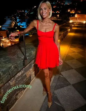 Jenni Falconer / jennifalconer nude photo #0340