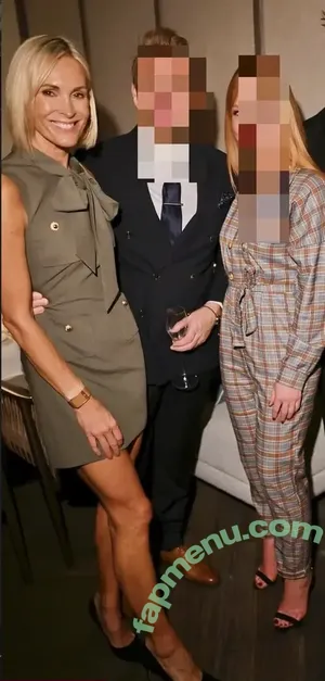 Jenni Falconer / jennifalconer nude photo #0370