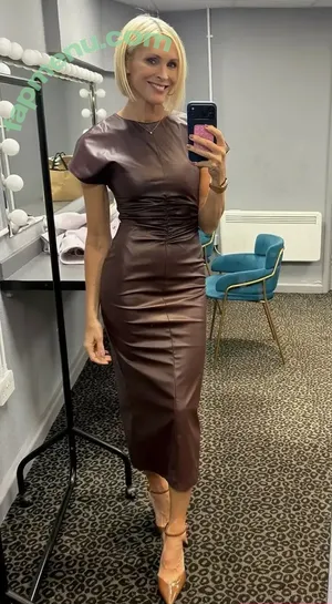 Jenni Falconer / jennifalconer nude photo #0375