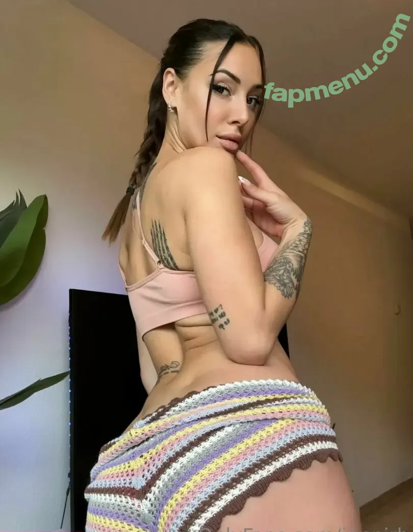 Jenni Rb nude photo #0003 (Jenni Rb)