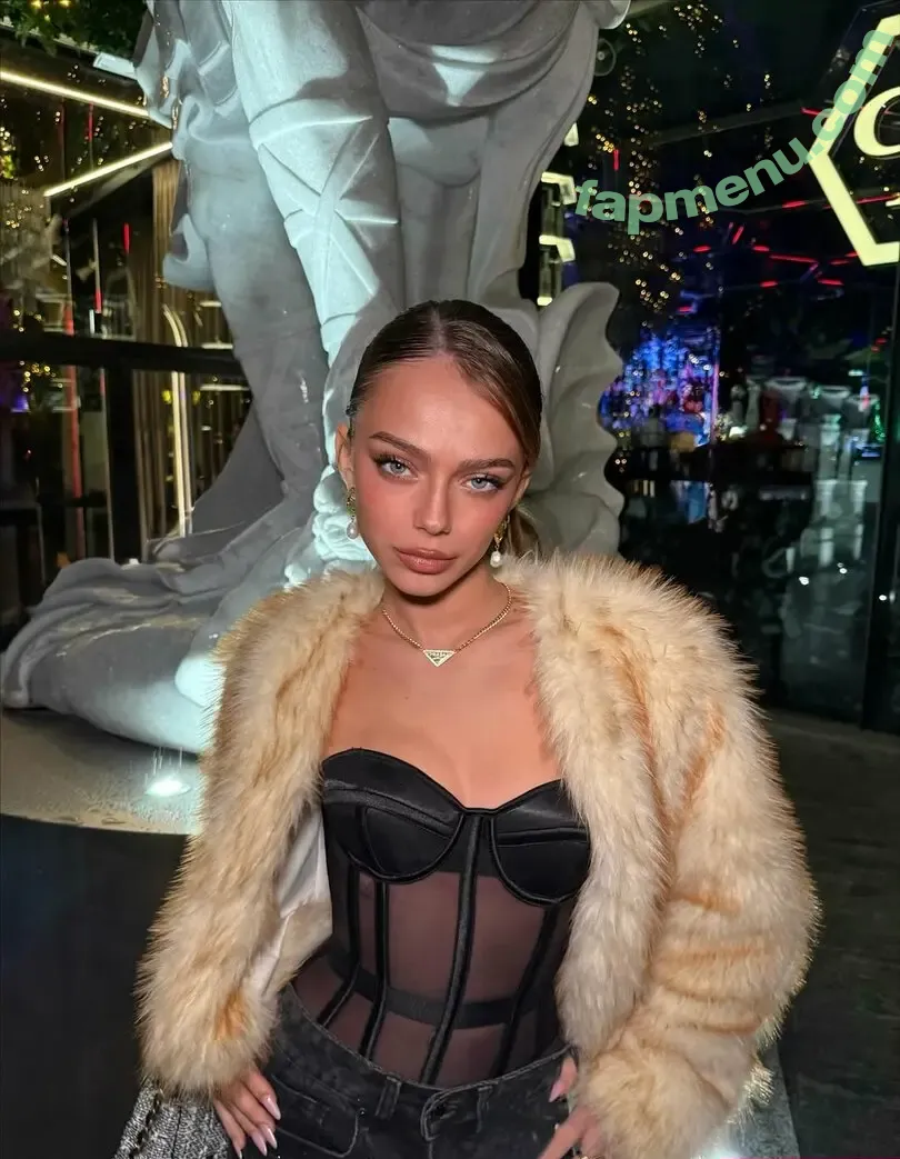 Jenni Serpi nude photo #0009 (jenniserpi / jserpi)