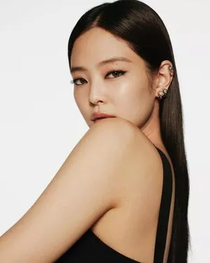 Jennie | BLΛƆKPIИK / Blackpink / jennierubyjane / sheflieshigh nude photo #1919