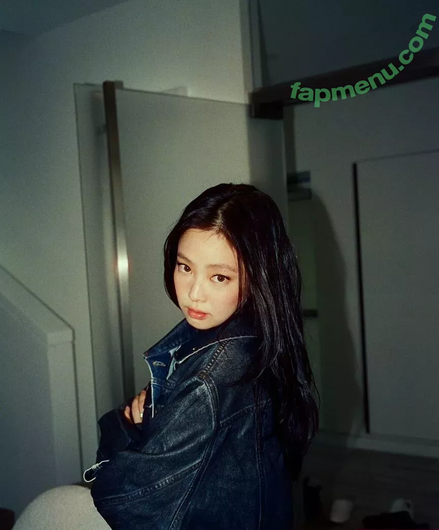 Jennie | BLΛƆKPIИK nude photo #1784 (Blackpink / jennierubyjane / sheflieshigh)