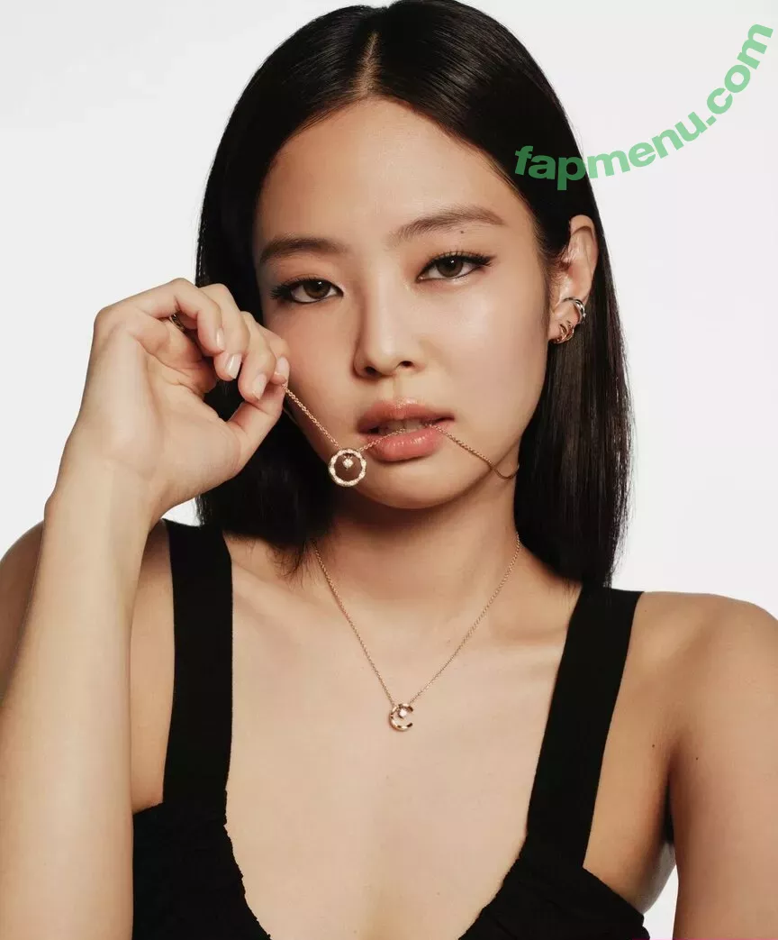 Jennie | BLΛƆKPIИK nude photo #1918 (Blackpink / jennierubyjane / sheflieshigh)