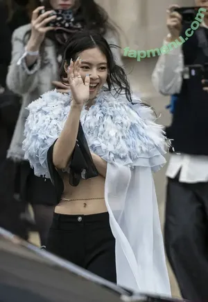 Jennie | BLΛƆKPIИK / Blackpink / jennierubyjane / sheflieshigh nude photo #2037