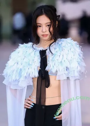 Jennie | BLΛƆKPIИK / Blackpink / jennierubyjane / sheflieshigh nude photo #2100