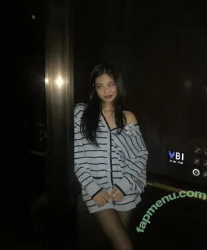 Jennie | BLΛƆKPIИK / Blackpink / jennierubyjane / sheflieshigh nude photo #2157