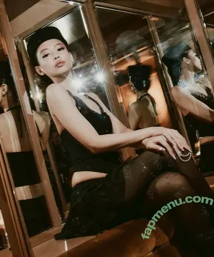 Jennie | BLΛƆKPIИK / Blackpink / jennierubyjane / sheflieshigh nude photo #2733
