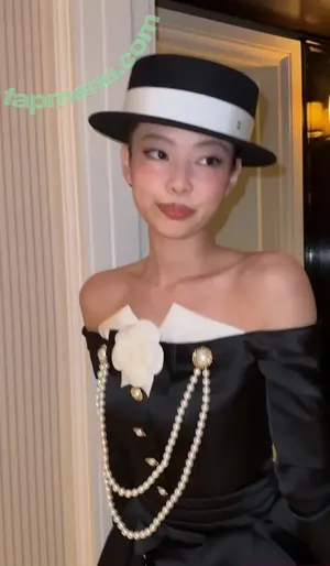 Jennie | BLΛƆKPIИK / Blackpink / jennierubyjane / sheflieshigh nude photo #2741