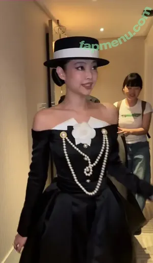 Jennie | BLΛƆKPIИK / Blackpink / jennierubyjane / sheflieshigh nude photo #2753