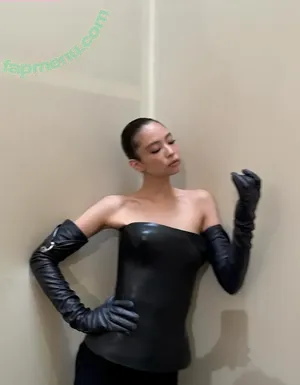 Jennie | BLΛƆKPIИK / Blackpink / jennierubyjane / sheflieshigh nude photo #2838