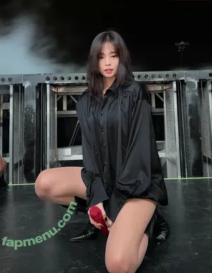 Jennie | BLΛƆKPIИK / Blackpink / jennierubyjane / sheflieshigh nude photo #2999
