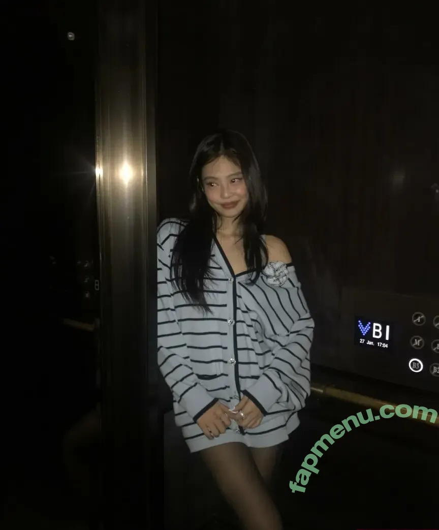 Jennie | BLΛƆKPIИK nude photo #2157 (Blackpink / jennierubyjane / sheflieshigh)