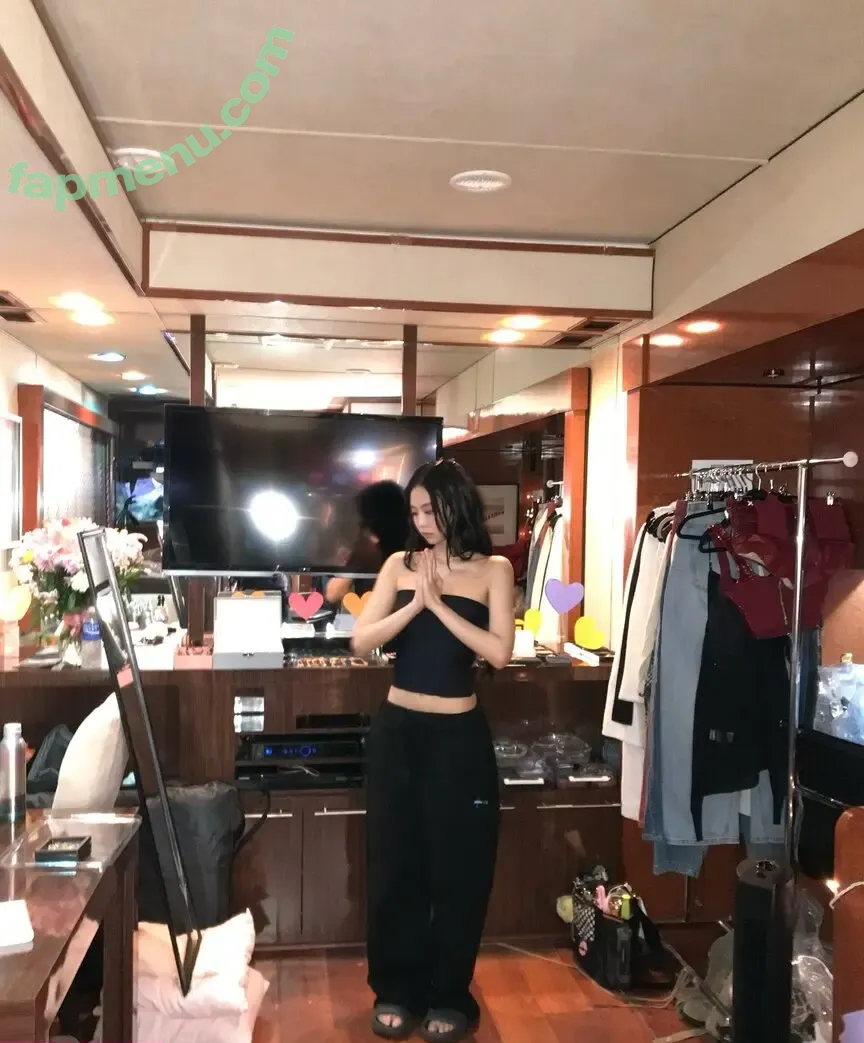 Jennie | BLΛƆKPIИK nude photo #2412 (Blackpink / jennierubyjane / sheflieshigh)