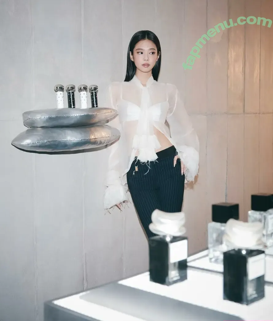 Jennie | BLΛƆKPIИK nude photo #2422 (Blackpink / jennierubyjane / sheflieshigh)