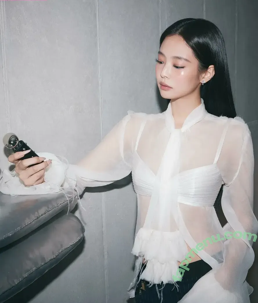 Jennie | BLΛƆKPIИK nude photo #2423 (Blackpink / jennierubyjane / sheflieshigh)