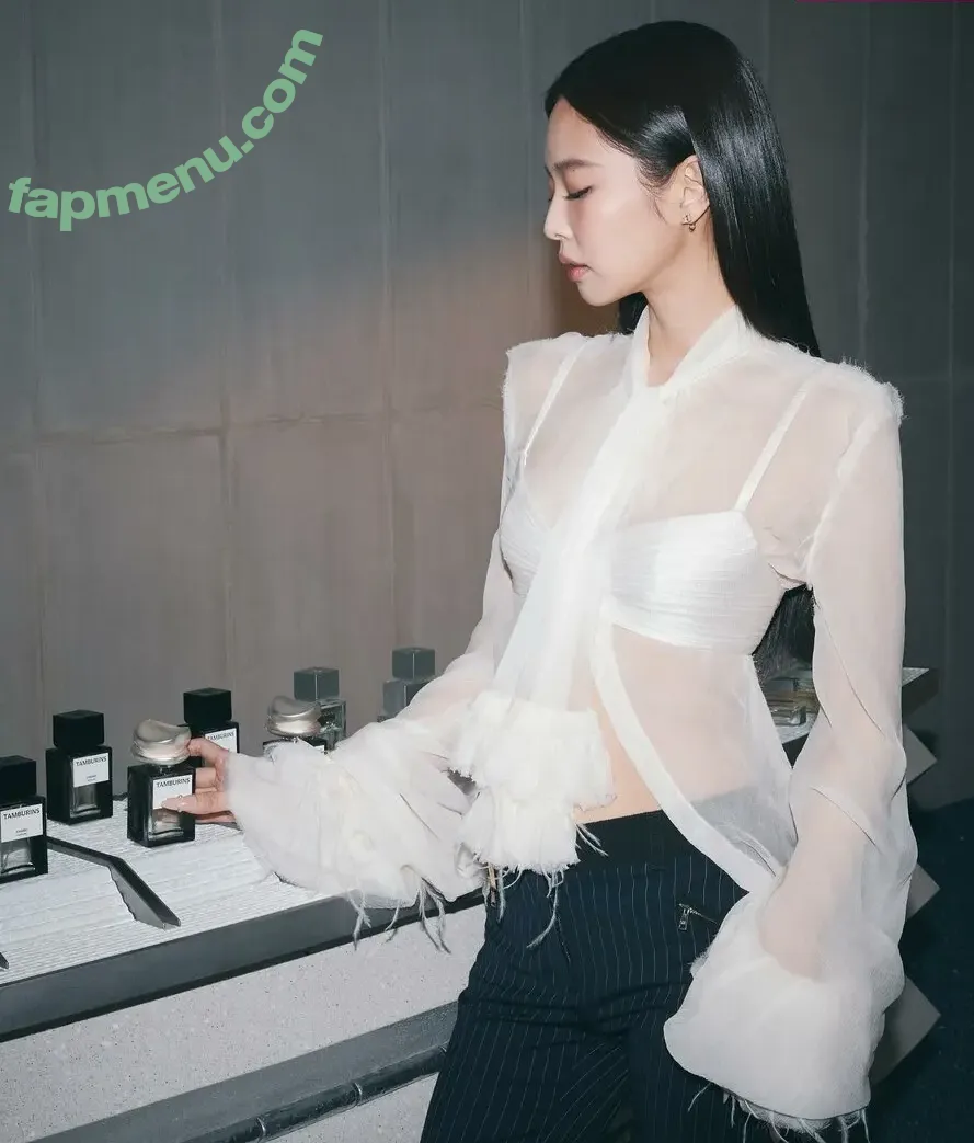 Jennie | BLΛƆKPIИK nude photo #2424 (Blackpink / jennierubyjane / sheflieshigh)