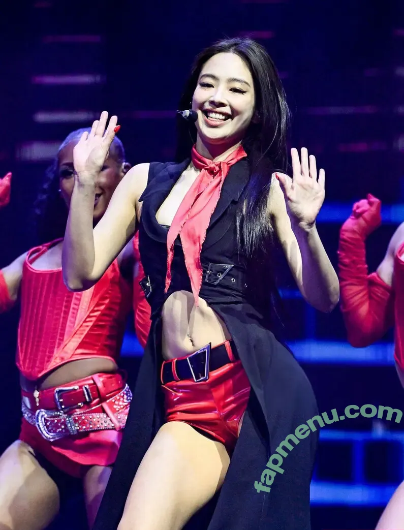 Jennie | BLΛƆKPIИK nude photo #2461 (Blackpink / jennierubyjane / sheflieshigh)