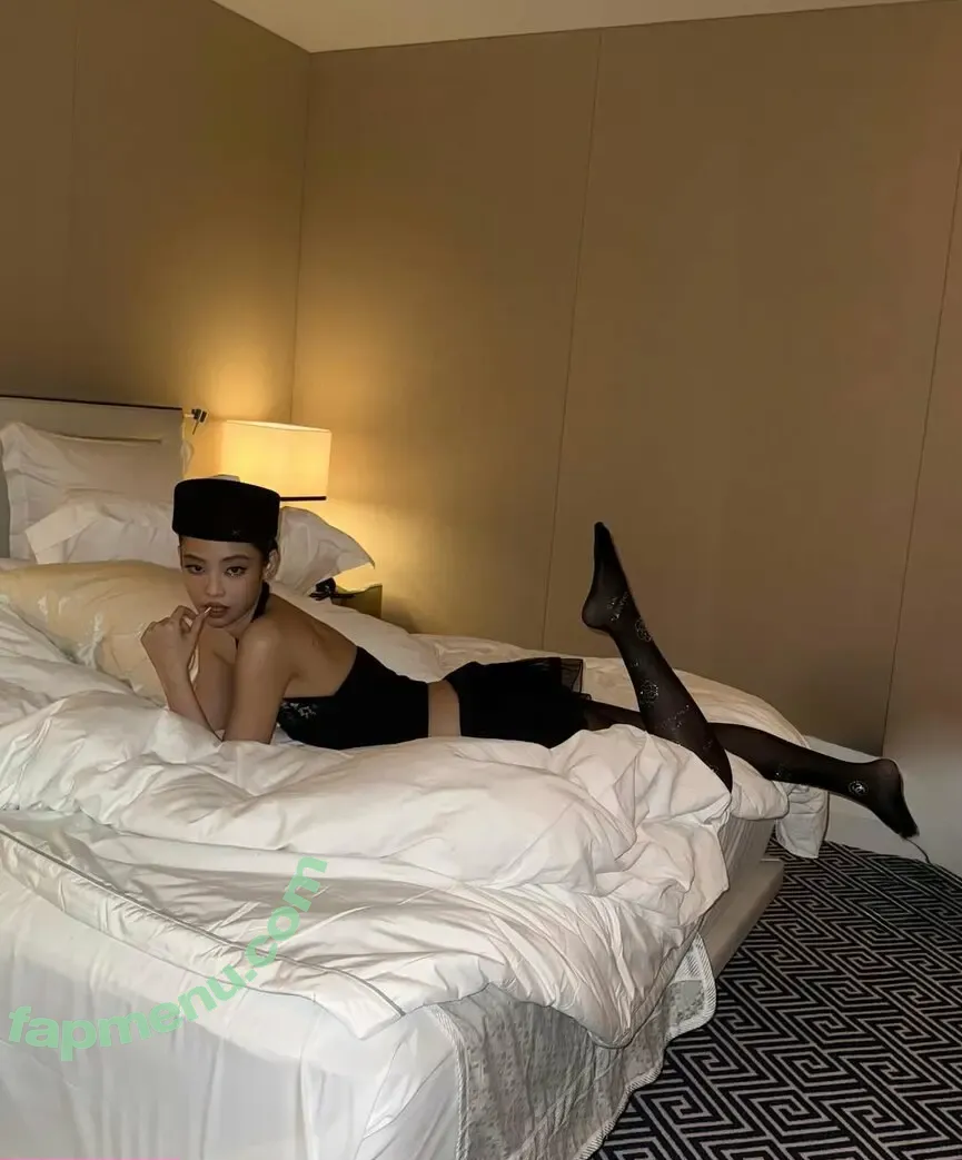 Jennie | BLΛƆKPIИK nude photo #2809 (Blackpink / jennierubyjane / sheflieshigh)