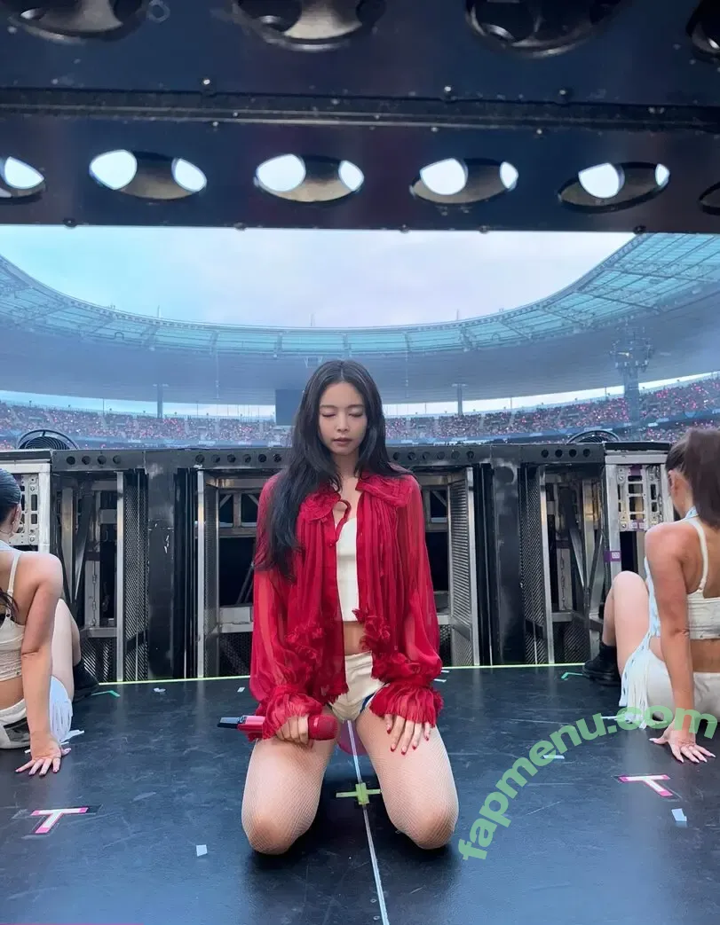 Jennie | BLΛƆKPIИK nude photo #2966 (Blackpink / jennierubyjane / sheflieshigh)