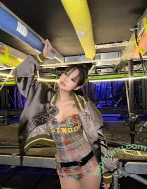 Jennie | BLΛƆKPIИK / Blackpink / jennierubyjane / sheflieshigh nude photo #3055