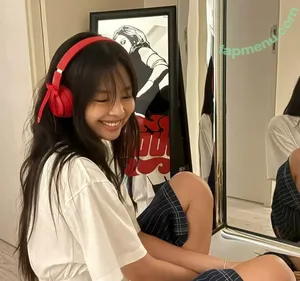 Jennie | BLΛƆKPIИK / Blackpink / jennierubyjane / sheflieshigh nude photo #3070