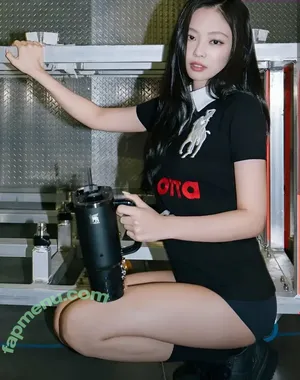Jennie | BLΛƆKPIИK / Blackpink / jennierubyjane / sheflieshigh nude photo #3118