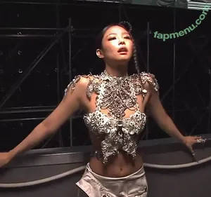 Jennie | BLΛƆKPIИK / Blackpink / jennierubyjane / sheflieshigh nude photo #3279