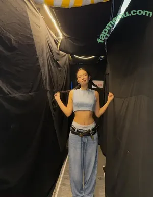 Jennie | BLΛƆKPIИK / Blackpink / jennierubyjane / sheflieshigh nude photo #3383