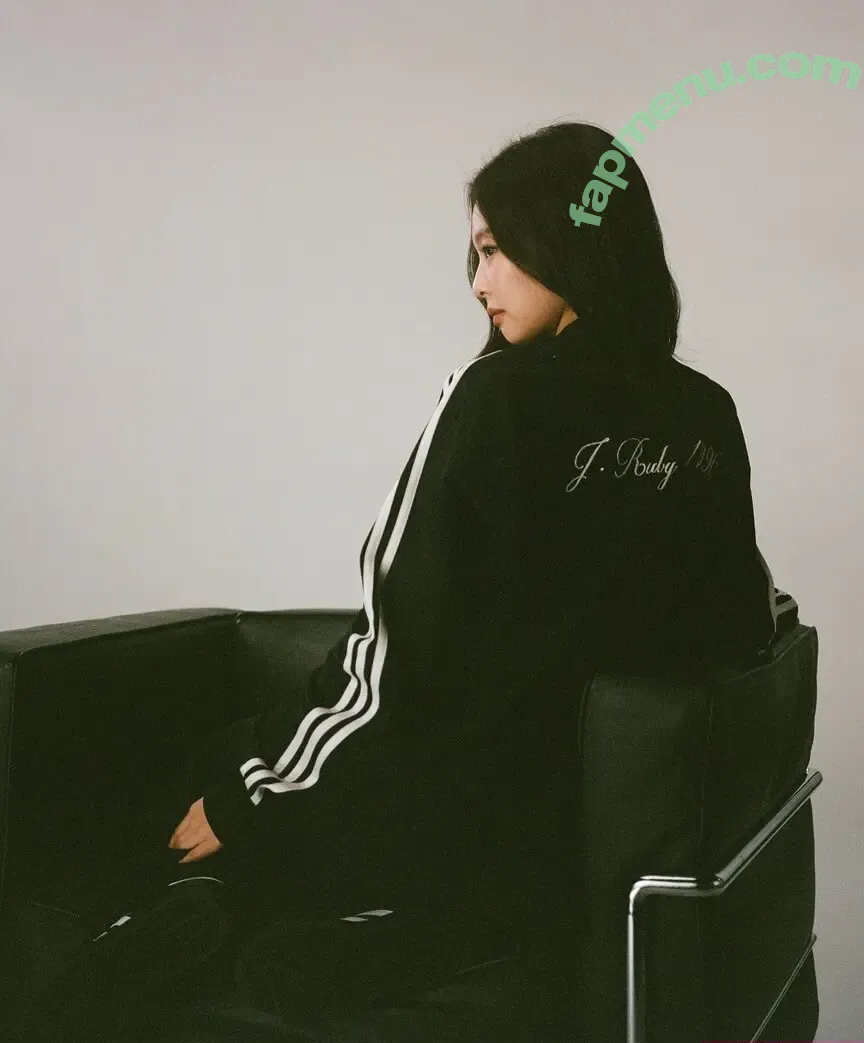 Jennie | BLΛƆKPIИK nude photo #3020 (Blackpink / jennierubyjane / sheflieshigh)
