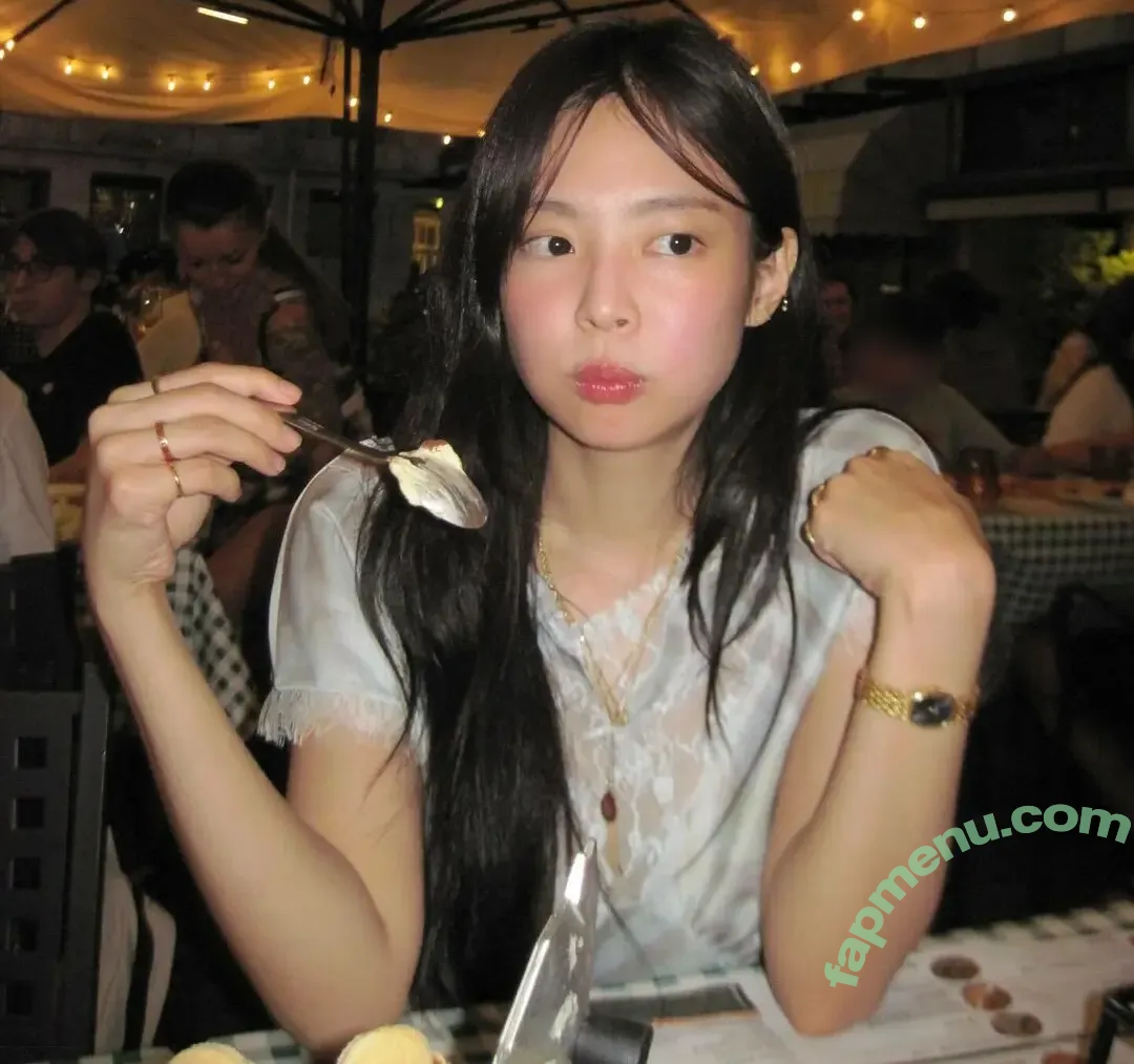 Jennie | BLΛƆKPIИK nude photo #3045 (Blackpink / jennierubyjane / sheflieshigh)