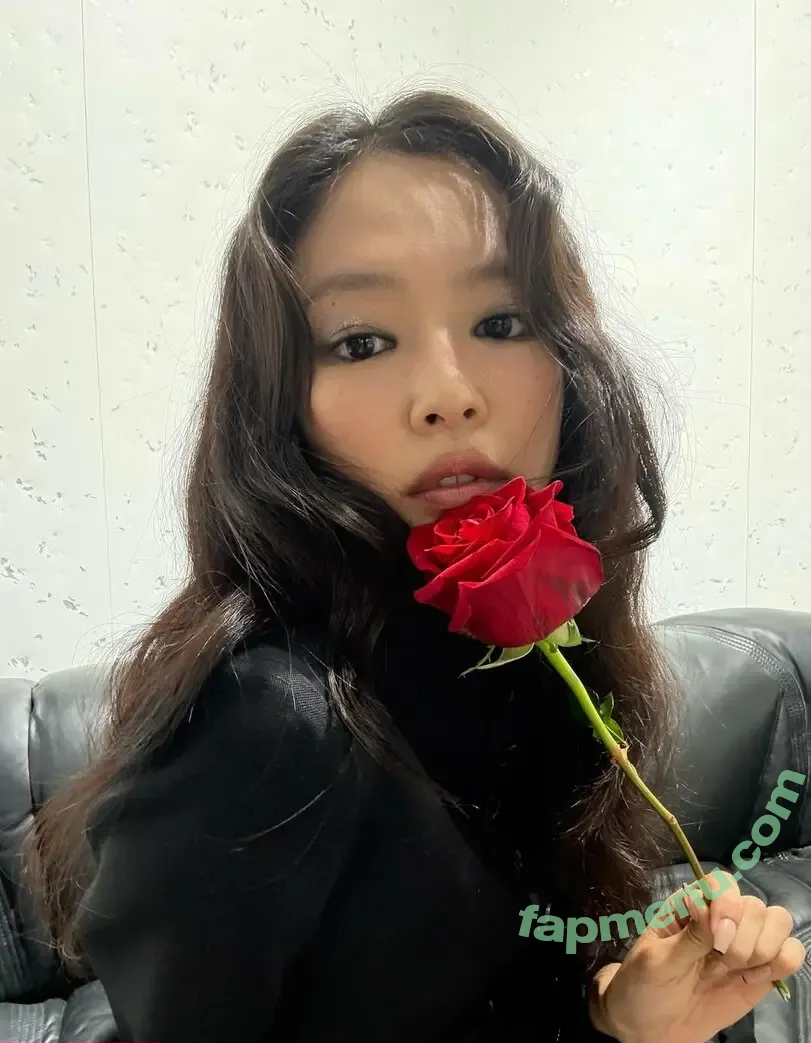 Jennie | BLΛƆKPIИK nude photo #3140 (Blackpink / jennierubyjane / sheflieshigh)