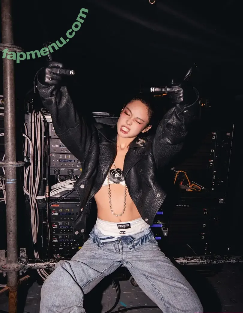 Jennie | BLΛƆKPIИK nude photo #3296 (Blackpink / jennierubyjane / sheflieshigh)