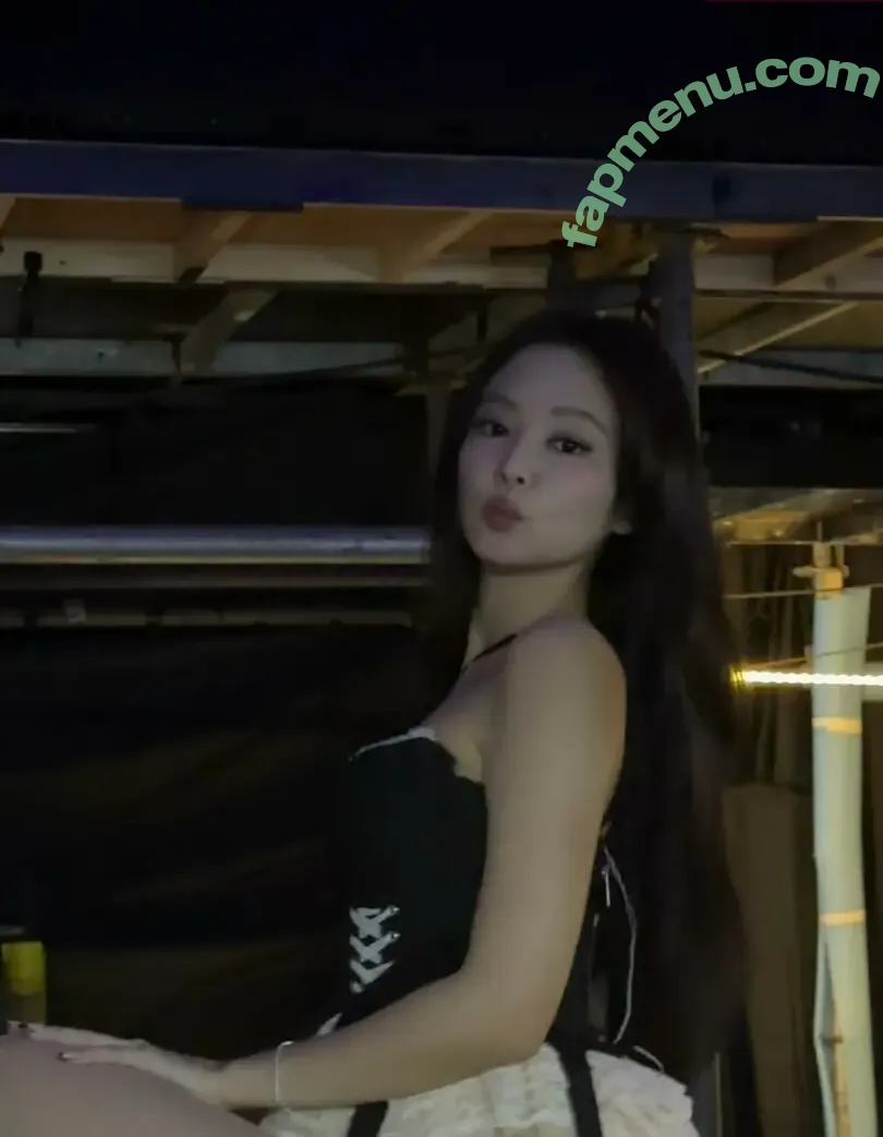 Jennie | BLΛƆKPIИK nude photo #3316 (Blackpink / jennierubyjane / sheflieshigh)
