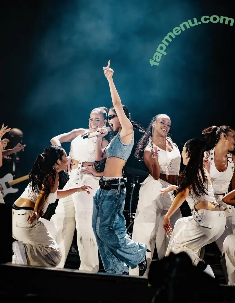 Jennie | BLΛƆKPIИK nude photo #3387 (Blackpink / jennierubyjane / sheflieshigh)