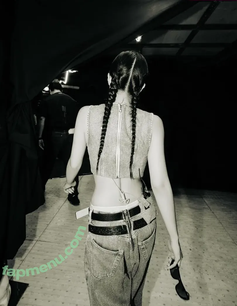 Jennie | BLΛƆKPIИK nude photo #3389 (Blackpink / jennierubyjane / sheflieshigh)