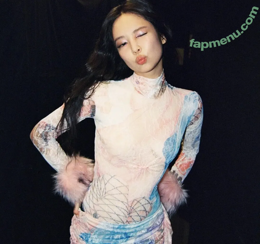 Jennie | BLΛƆKPIИK nude photo #3391 (Blackpink / jennierubyjane / sheflieshigh)