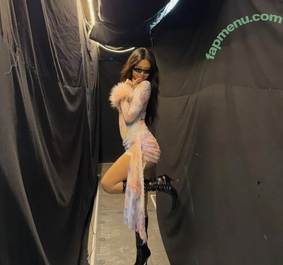 Jennie | BLΛƆKPIИK nude photo #3396 (Blackpink / jennierubyjane / sheflieshigh)