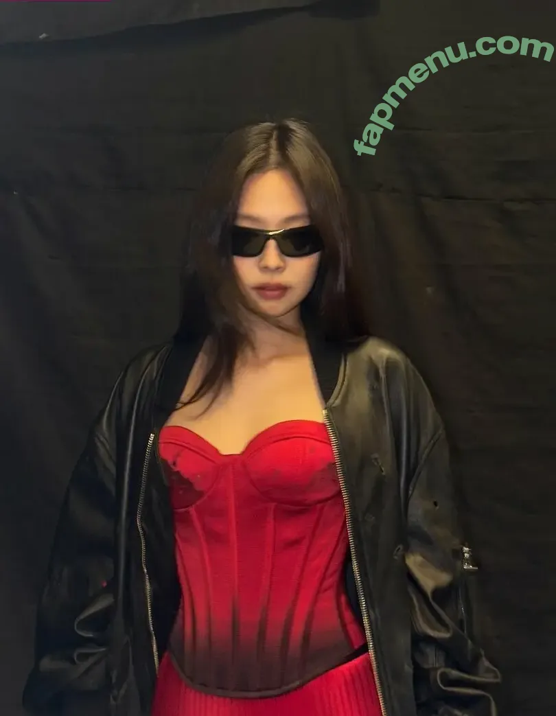 Jennie | BLΛƆKPIИK nude photo #3434 (Blackpink / jennierubyjane / sheflieshigh)