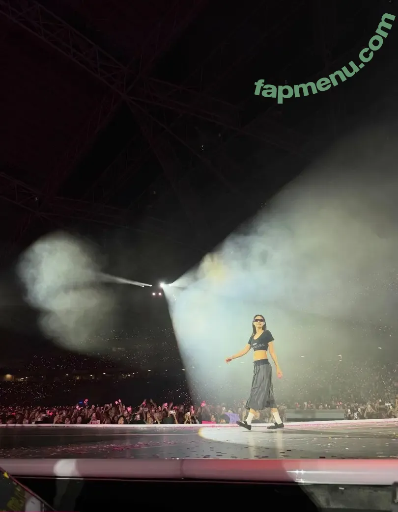 Jennie | BLΛƆKPIИK nude photo #3442 (Blackpink / jennierubyjane / sheflieshigh)