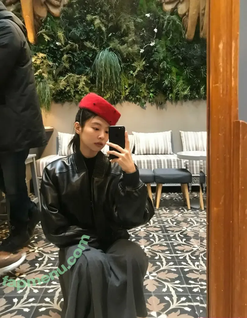 Jennie | BLΛƆKPIИK nude photo #3552 (Blackpink / jennierubyjane / sheflieshigh)