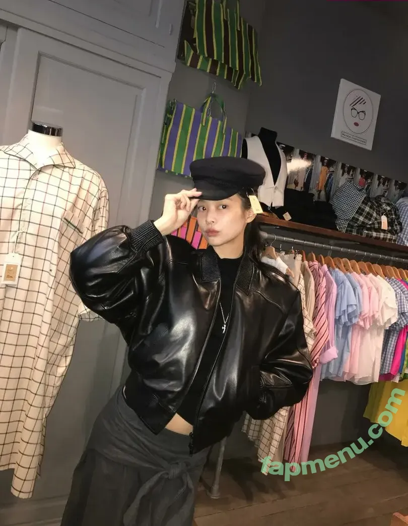 Jennie | BLΛƆKPIИK nude photo #3554 (Blackpink / jennierubyjane / sheflieshigh)