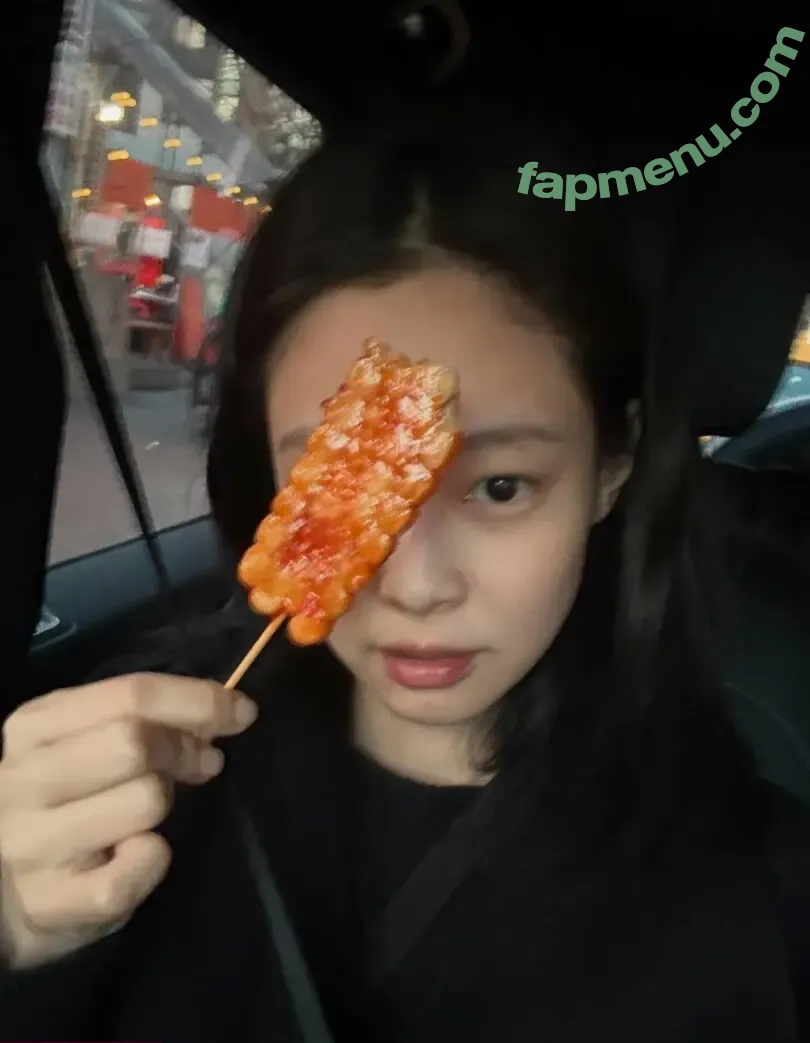 Jennie | BLΛƆKPIИK nude photo #3555 (Blackpink / jennierubyjane / sheflieshigh)